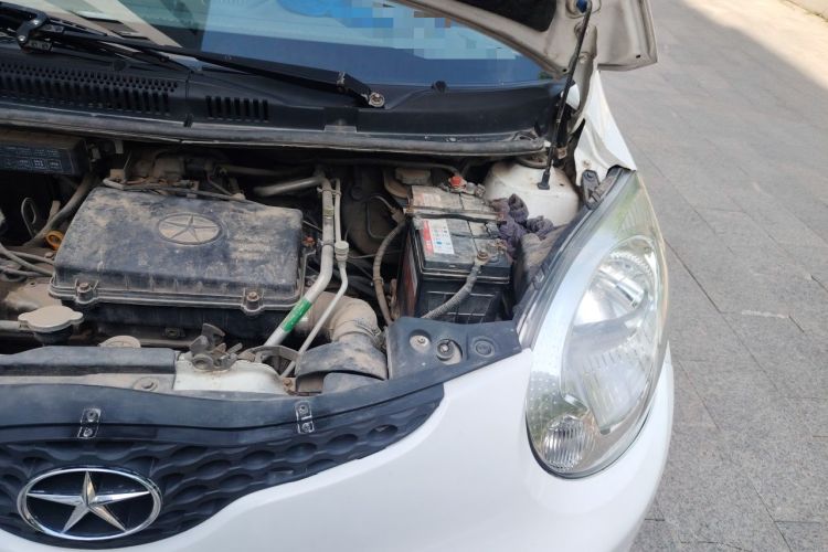 Used JAC Group Yueyue 2012 1.0L Comfort Version Engine Bay Left