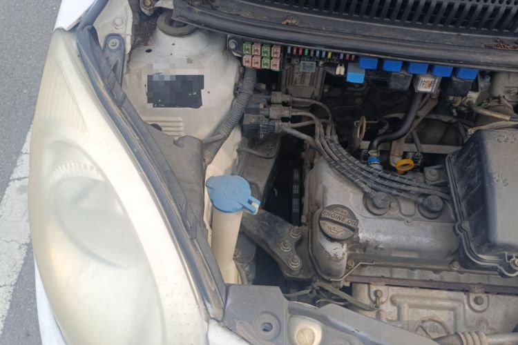 Used JAC Group Yueyue 2012 1.0L Comfort Version Engine Bay Right