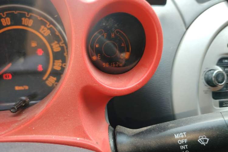 Used JAC Group Yueyue 2012 1.0L Comfort Version Odometer Close Up