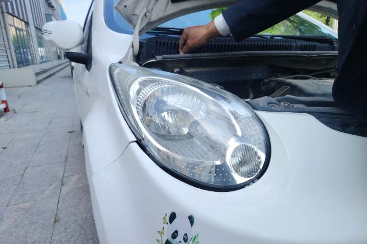 Used JAC Group Yueyue 2012 1.0L Comfort Version Right Front Headlight