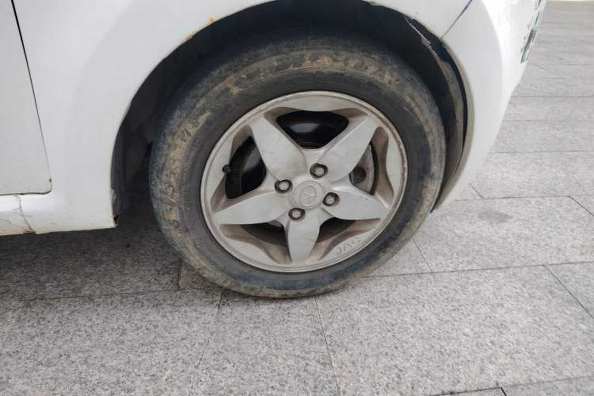 Used JAC Group Yueyue 2012 1.0L Comfort Version Right Front Wheel Hub