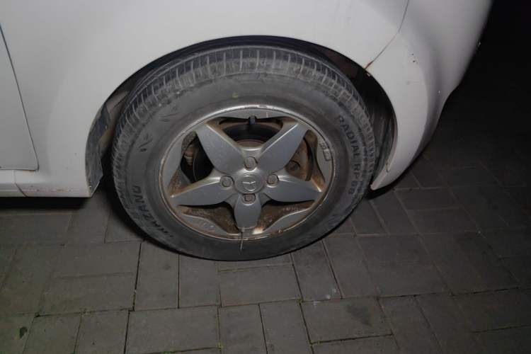 Used JAC Group Yueyue 2012 1.0L Luxury Model Right Front Wheel Hub