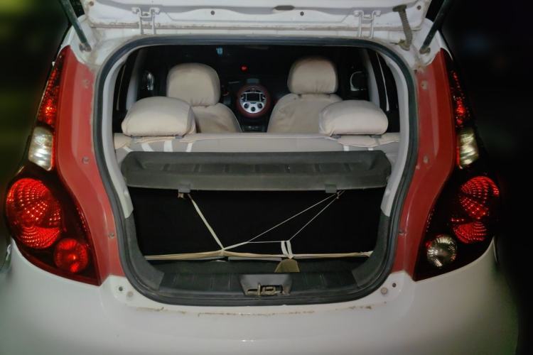 Used JAC Group Yueyue 2012 1.0L Luxury Model Trunk