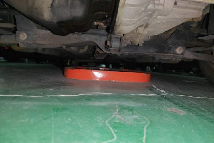Used JAC Group Yueyue 2012 CROSS 1.0L Luxury Model Chassis Front