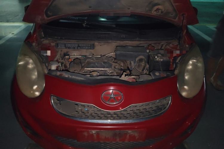 Used JAC Group Yueyue 2014 J2 1.0L Luxury Model Engine Bay