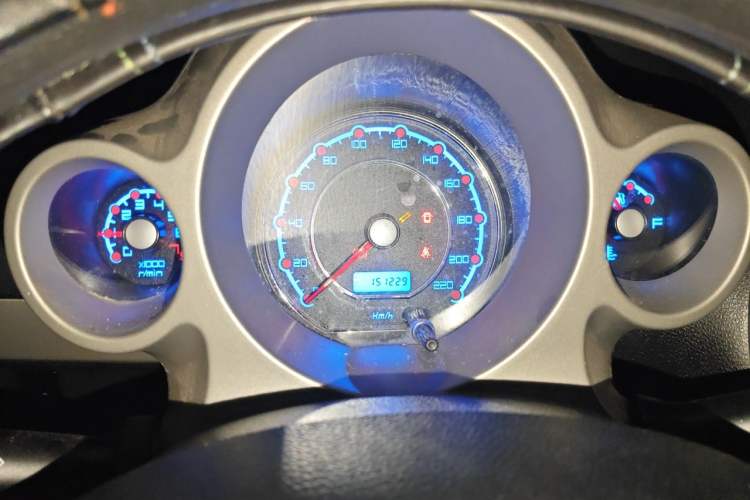 Used JAC Group Yueyue 2014 J2 1.0L Luxury Model Instrument Cluster