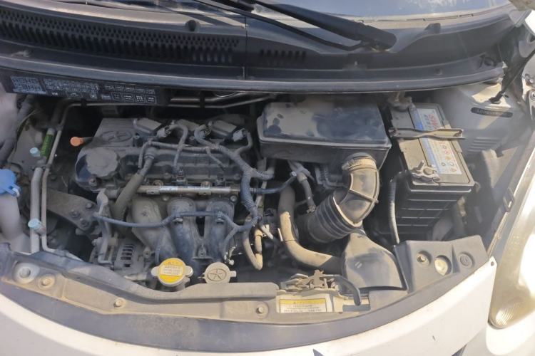 Used JAC Group Yueyue 2014 J2 1.0L Luxury Model Engine Bay