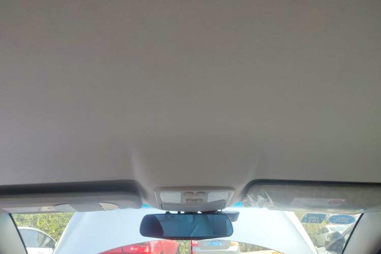 Used JAC Heyue 2012 1.5L Manual Luxury Version Headliner