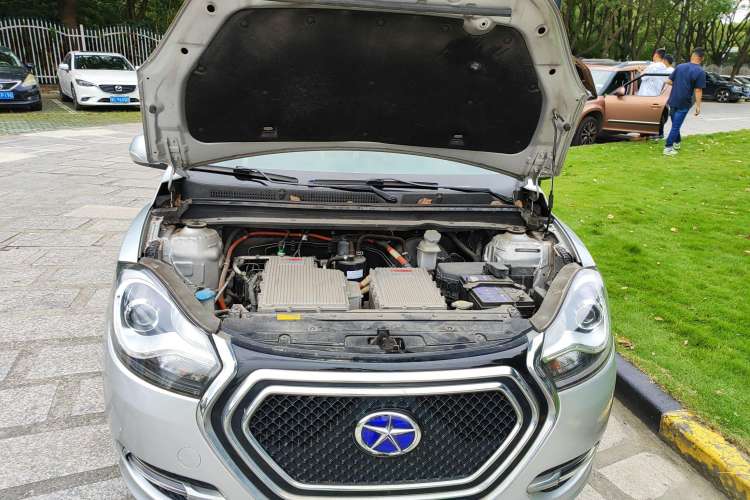 Used JAC iEV 2015 iEV5 Engine Bay