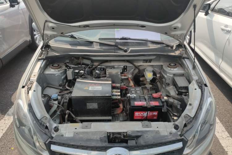Used JAC iEV 2015 iEV4 Luxury Smart Model Engine Bay