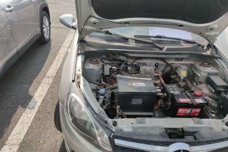 Used JAC iEV 2015 iEV4 Luxury Smart Model Engine Bay Right