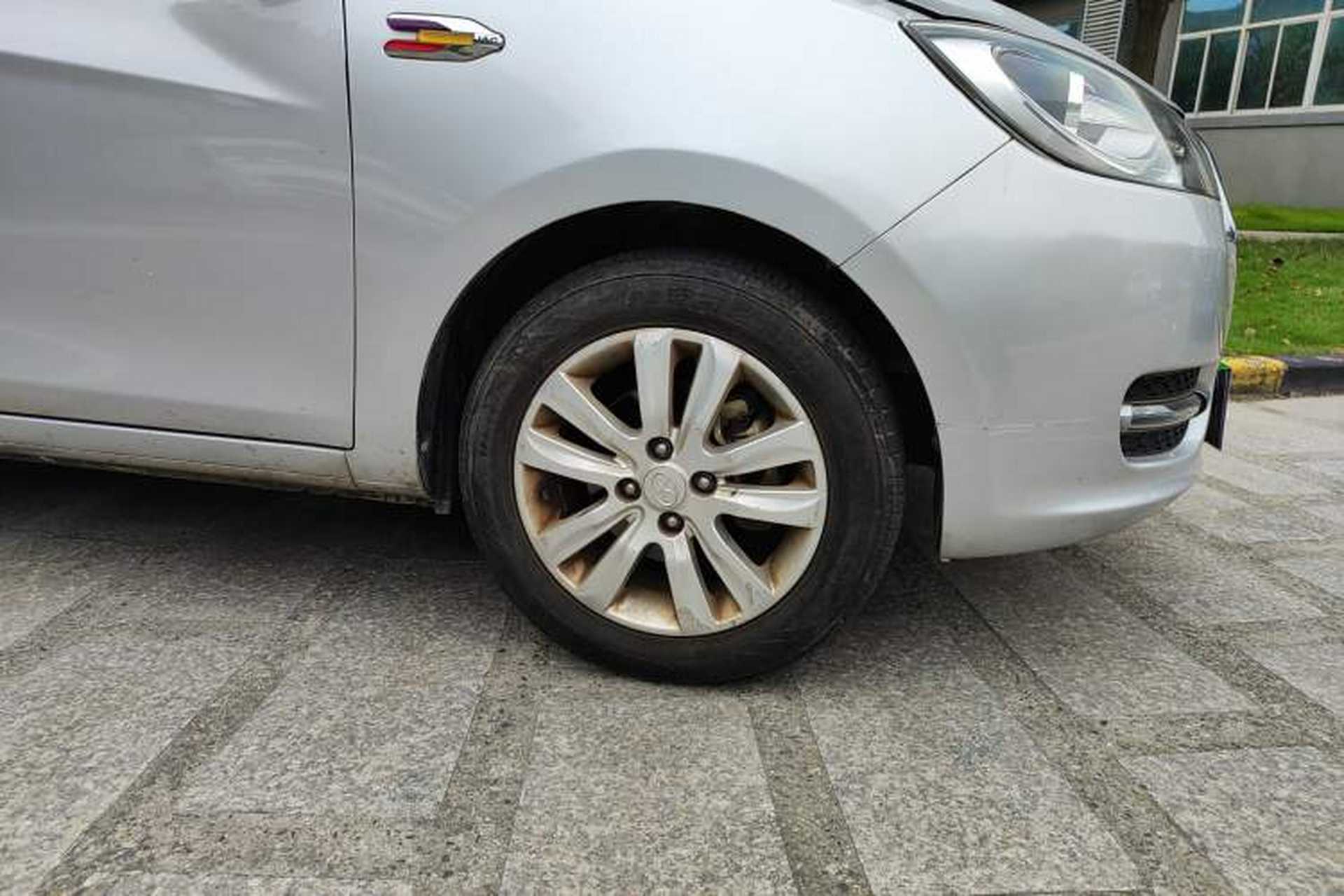 Used JAC iEV 2015 iEV5 Right Front Wheel Hub