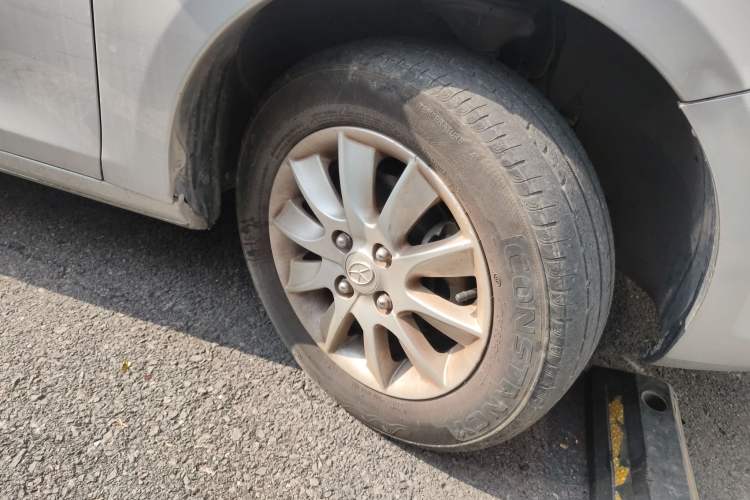 Used JAC iEV 2015 iEV4 Luxury Smart Model Right Front Wheel Hub