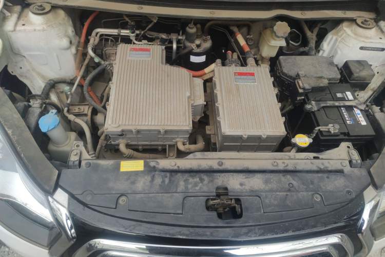 Used JAC iEV 2015 iEV5 Engine Bay