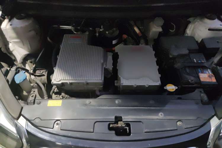 Used JAC iEV 2015 iEV5 Engine Bay