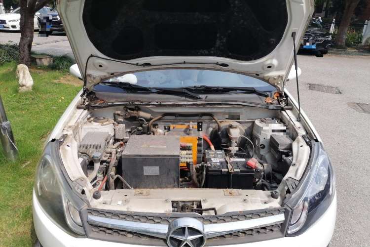 Used JAC iEV 2015 iEV4 Luxury Model Engine Bay