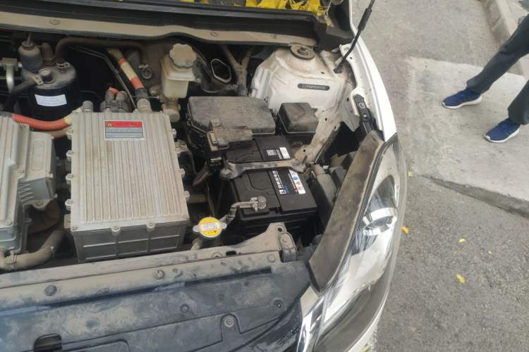 Used JAC iEV 2015 iEV5 Engine Bay Left