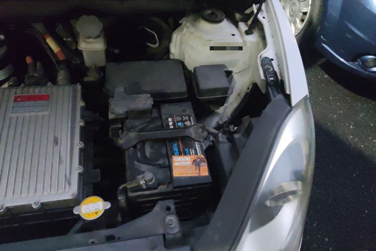 Used JAC iEV 2015 iEV5 Engine Bay Left