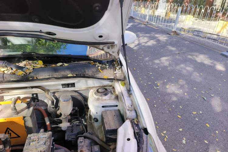 Used JAC iEV 2015 iEV4 Luxury Smart Model Engine Bay Left