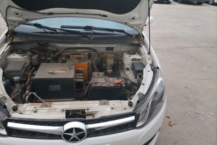Used JAC iEV 2015 iEV4 Luxury Model Engine Bay Left