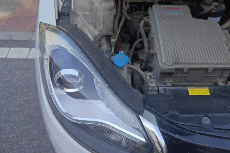 Used JAC iEV 2015 iEV5 Engine Bay Right