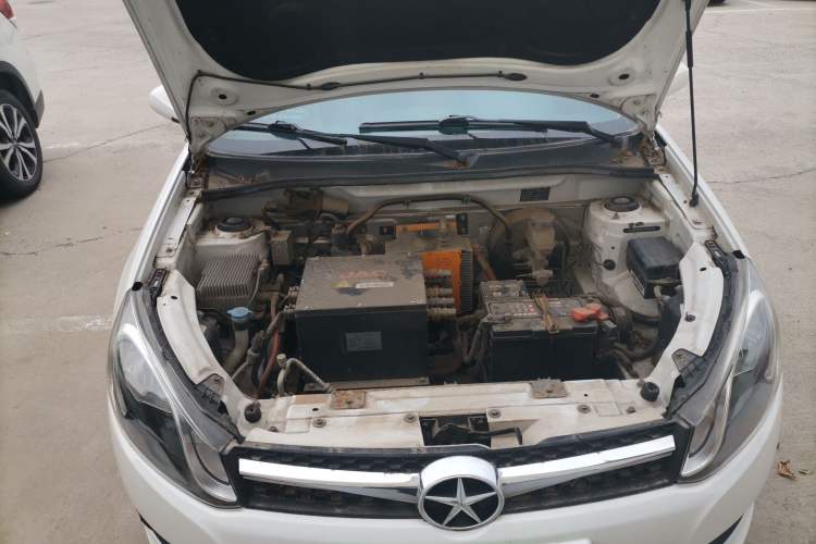 Used JAC iEV 2015 iEV4 Luxury Model Engine Bay Right