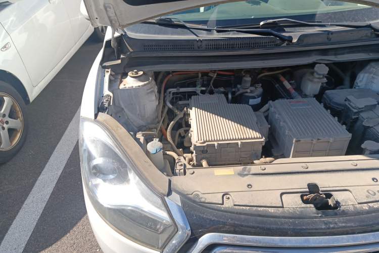 Used JAC iEV 2015 iEV5 Engine Bay Right
