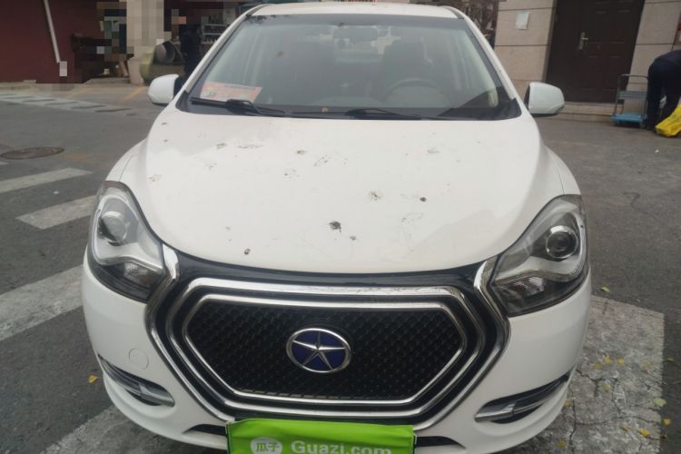 Used JAC iEV 2015 iEV5 Front