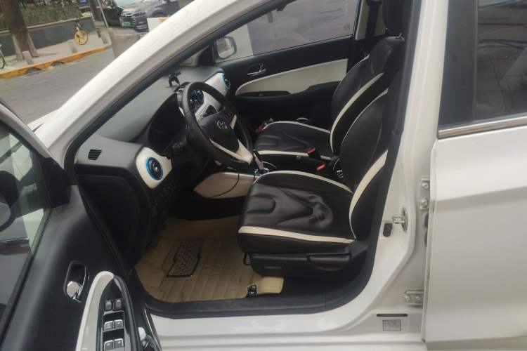 Used JAC iEV 2015 iEV5 Left Front Seat
