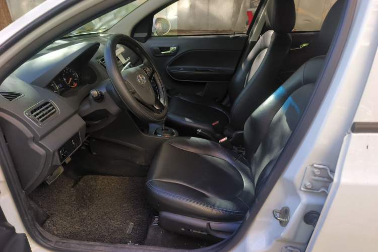 Used JAC iEV 2015 iEV4 Luxury Smart Model Left Front Seat
