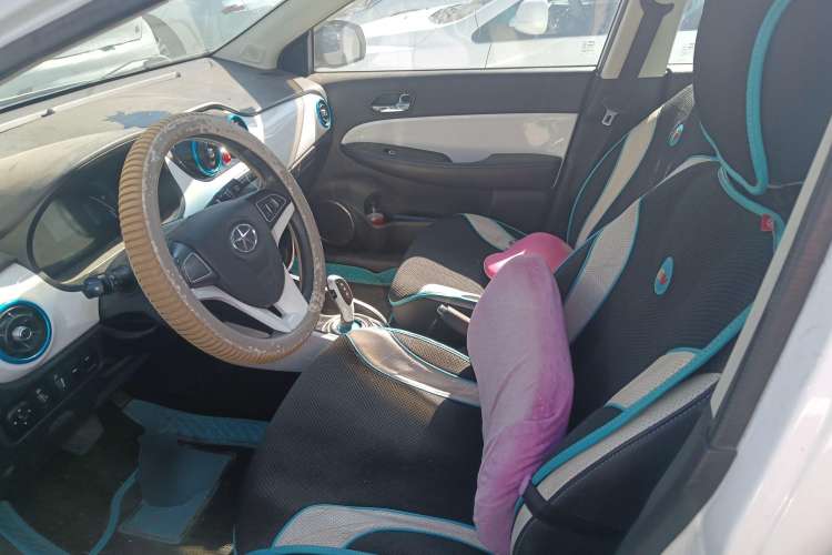 Used JAC iEV 2015 iEV5 Left Front Seat