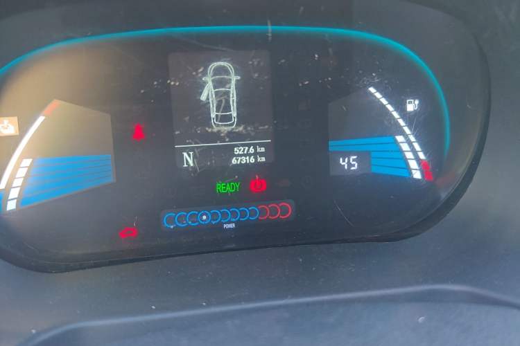 Used JAC iEV 2015 iEV5 Odometer Close Up