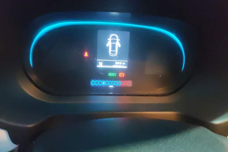 Used JAC iEV 2015 iEV5 Odometer Close Up