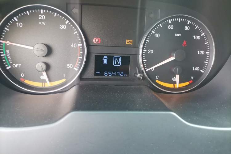 Used JAC iEV 2015 iEV4 Luxury Model Odometer Close Up