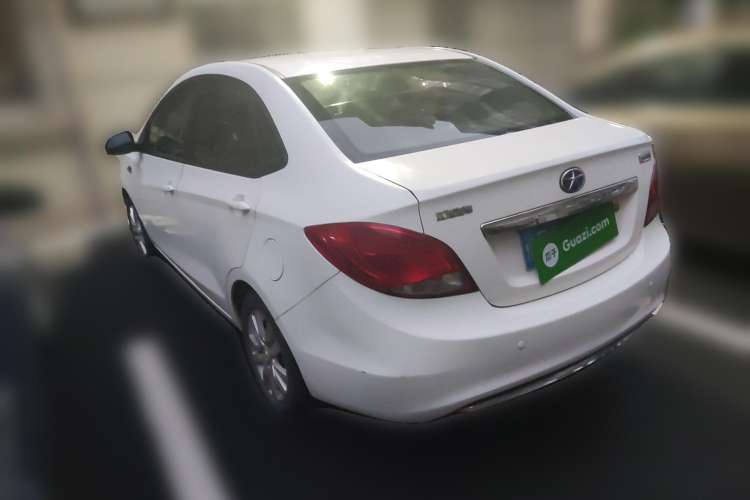 Used JAC iEV 2015 iEV5 Rear Left 45 Deg