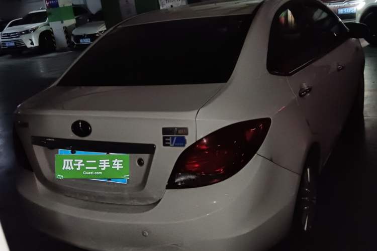 Used JAC iEV 2015 iEV5 Rear