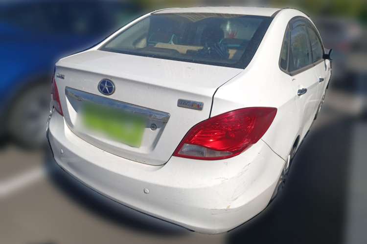 Used JAC iEV 2015 iEV5 Rear Right 45 Deg