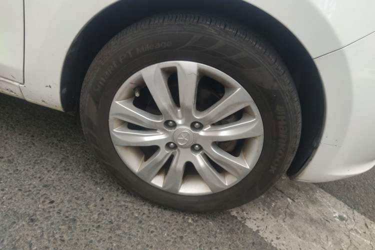 Used JAC iEV 2015 iEV5 Right Front Wheel Hub
