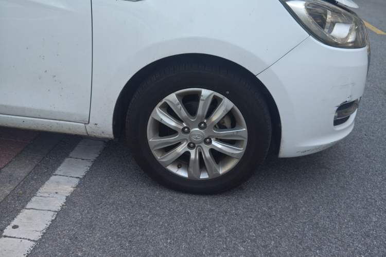 Used JAC iEV 2015 iEV5 Right Front Wheel Hub