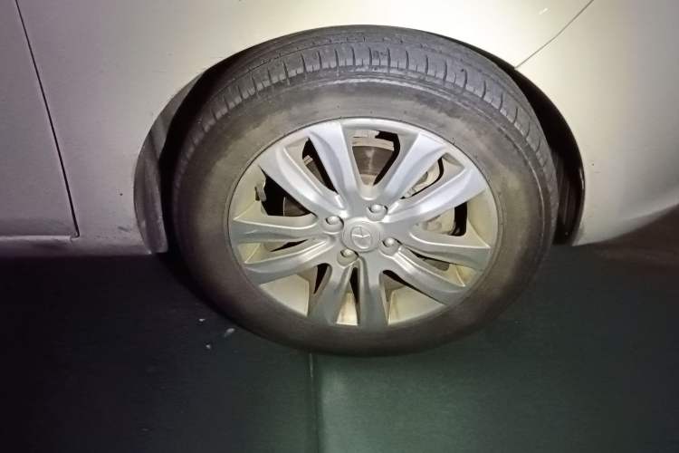 Used JAC iEV 2015 iEV5 Right Front Wheel Hub