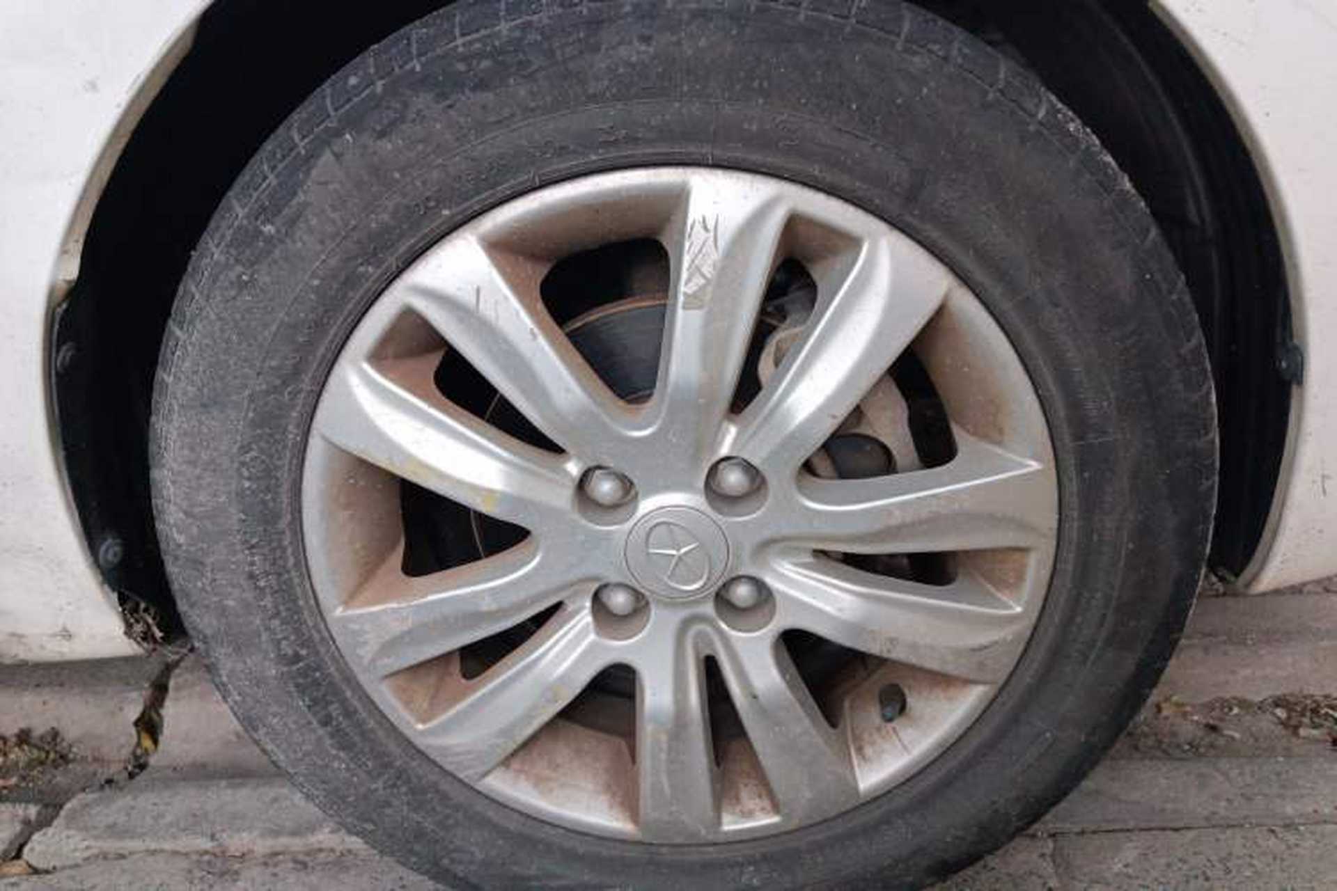 Used JAC iEV 2015 iEV5 Right Front Wheel Hub