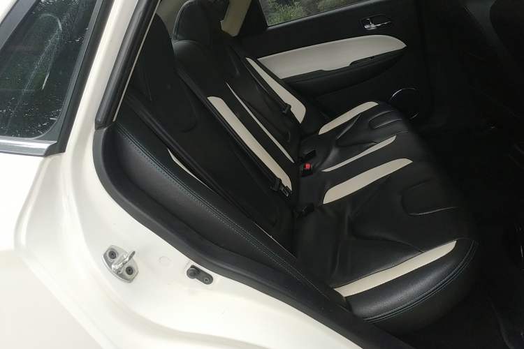 Used JAC iEV 2015 iEV5 Right Rear Seat