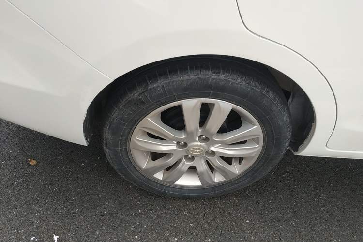 Used JAC iEV 2015 iEV5 Right Rear Wheel Hub