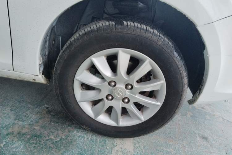 Used JAC iEV 2017 iEV4 Luxury Model Right Front Wheel Hub