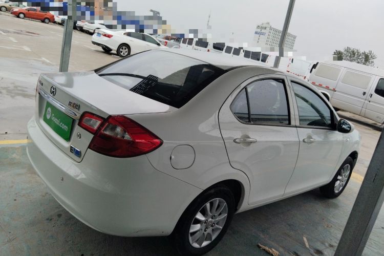 Used JAC iEV 2017 iEV4 Luxury Model Right Side
