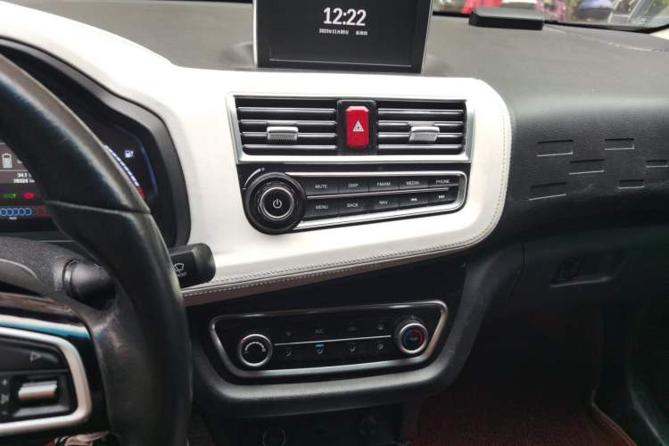 Used JAC iEV6E 2017 iEV6E Audio And AC Panel