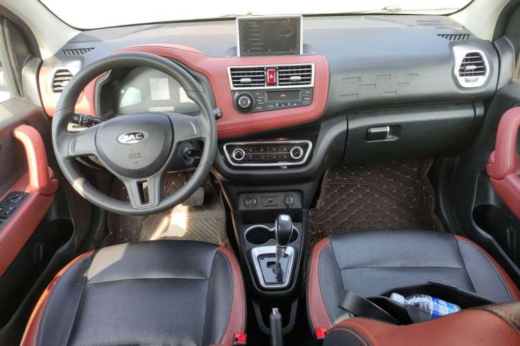 Used JAC iEV6E 2017 iEV6E Time Edition Center Console