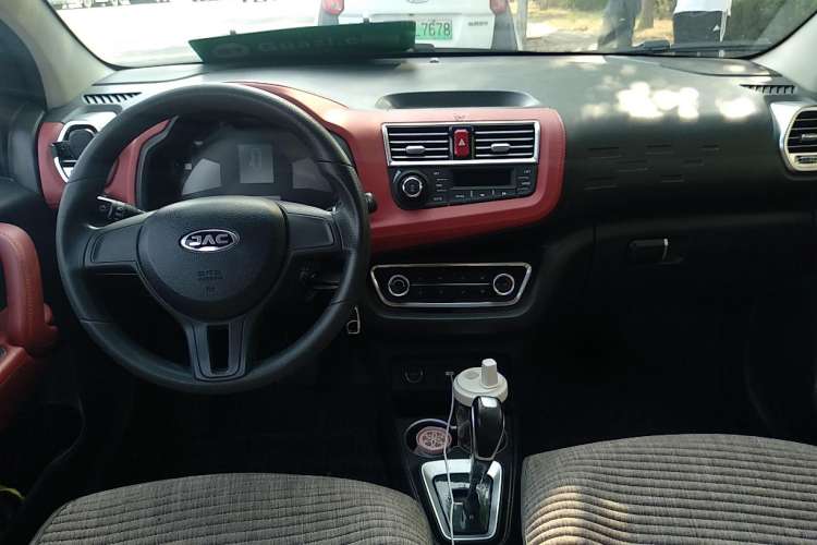 Used JAC iEV6E 2017 iEV6E Time Edition Center Console