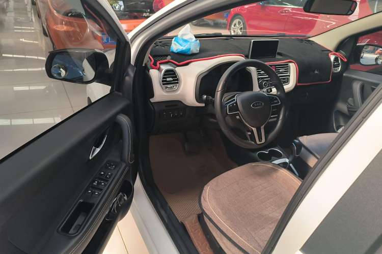 Used JAC iEV6E 2017 iEV6E Driver Seat