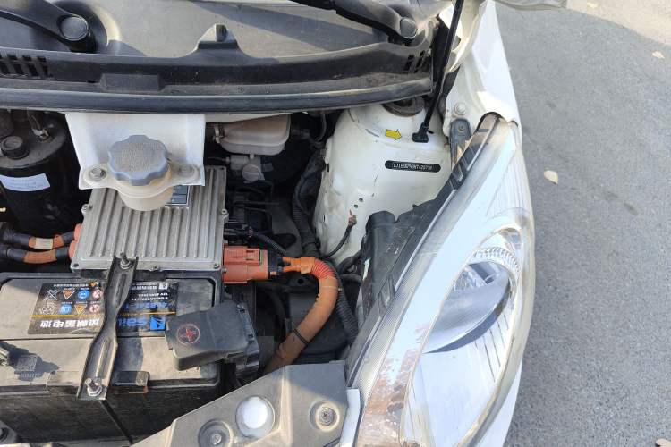 Used JAC iEV6E 2017 iEV6E Engine Bay Left